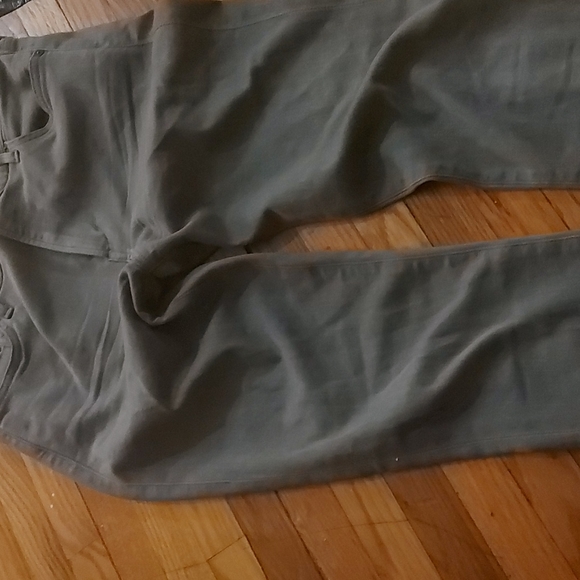 Rocket High Rise Skinny Jeans - Picture 2 of 6